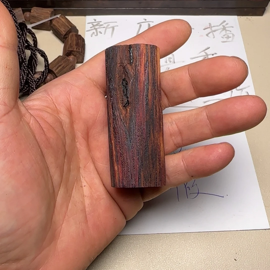 其他降真香j2降真香手把件