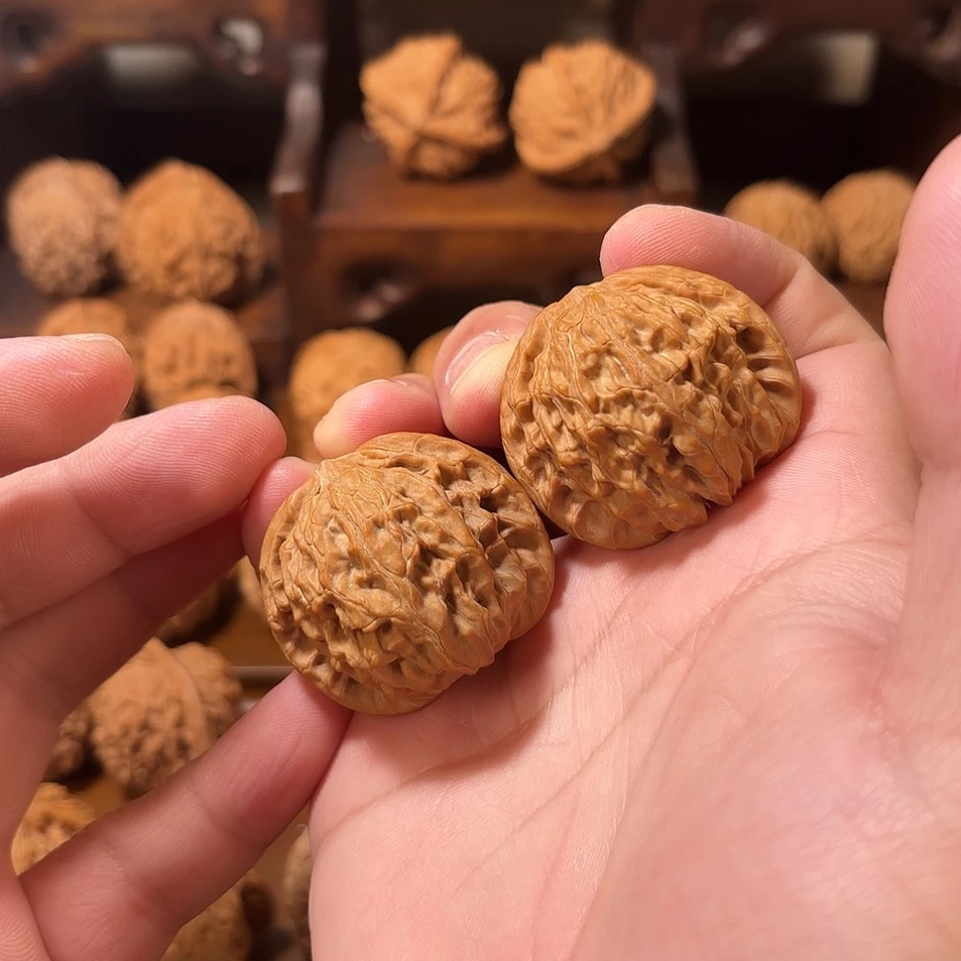 文玩核桃吊坠全品山地磨盘中桩40