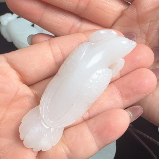 和田玉（糖玉）未镶嵌颈饰