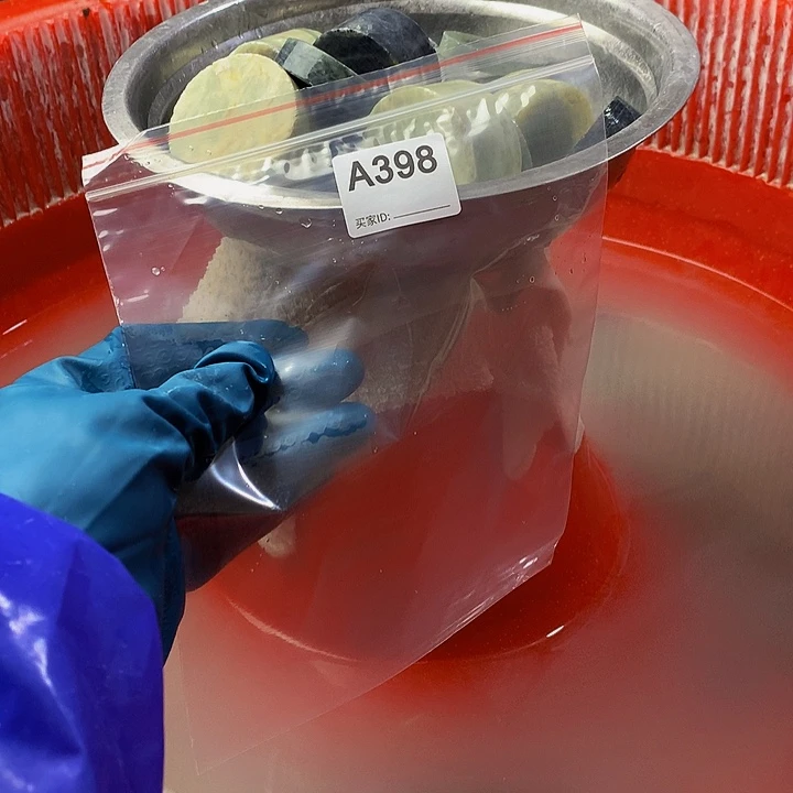 蛇纹石玉珠宝半成品未镶嵌?****?