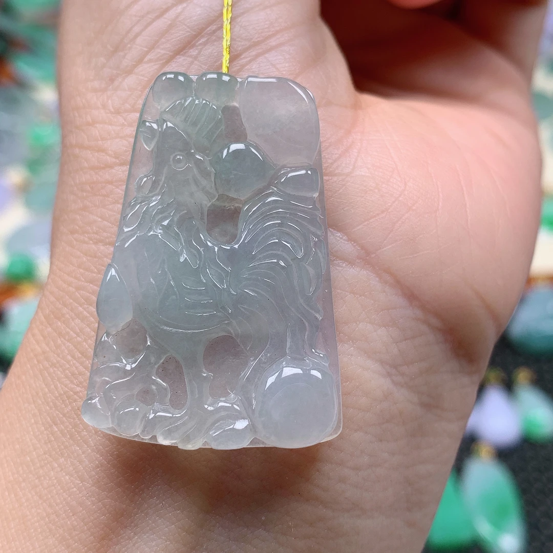 缅甸天然A货翡翠，冰生肖鸡，编号206/1112.尺寸38.7-26.2-4.5