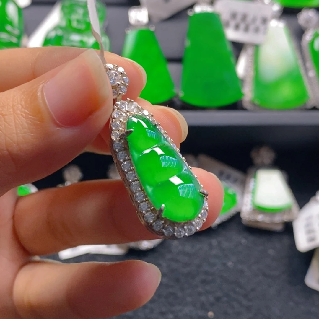 翡翠银S925镶嵌颈饰