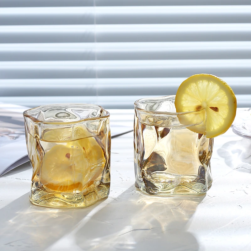 实用生活百货用品居家小商品新人福利喝水杯扭扭玻璃杯威士忌水杯