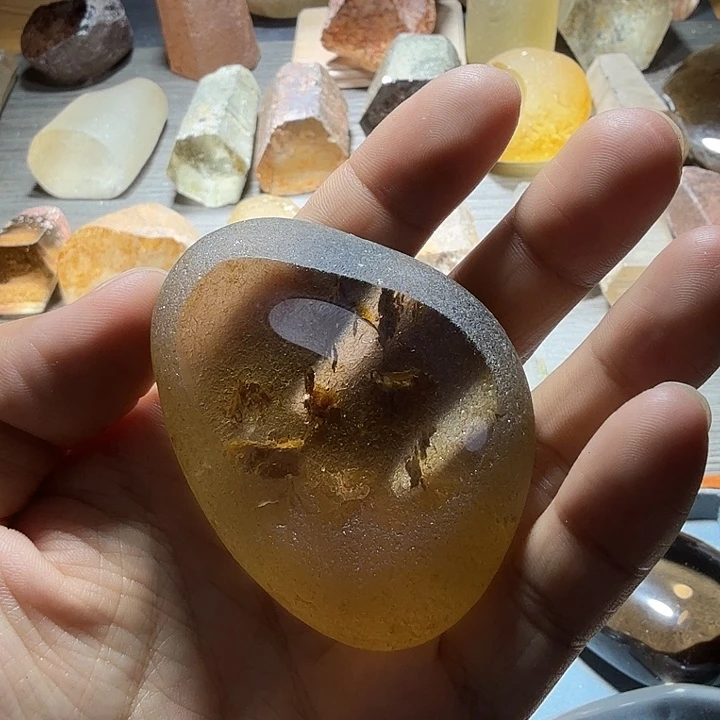 水晶原石未镶嵌水晶