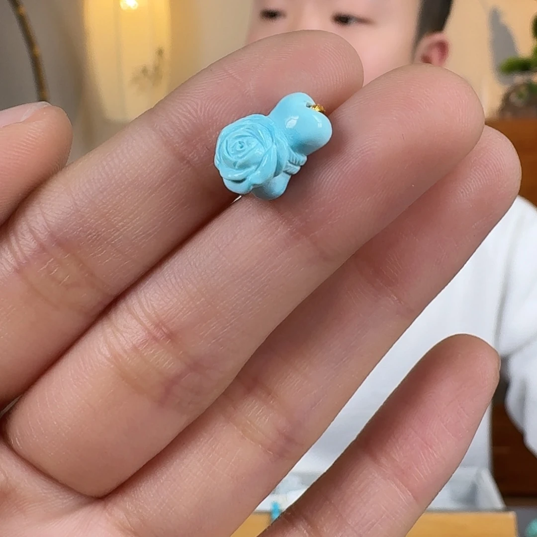 绿松石未镶嵌挂件