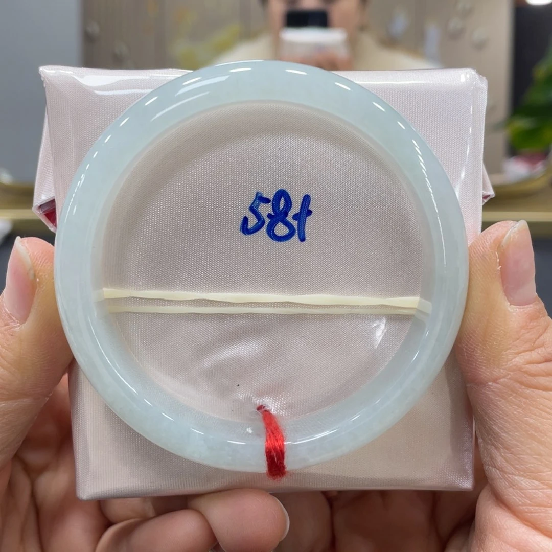 未镶嵌手镯翡翠翡翠