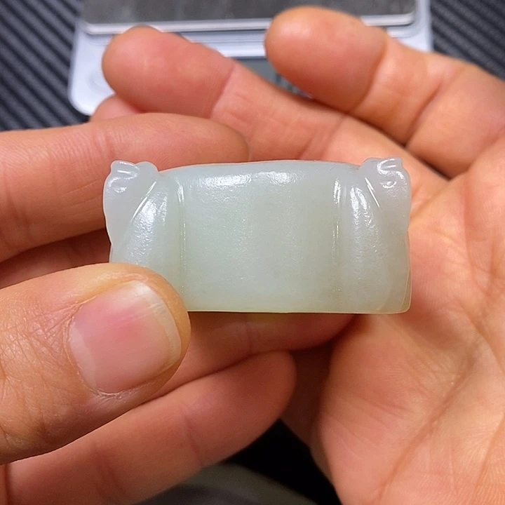 颈饰未镶嵌和田玉印****)