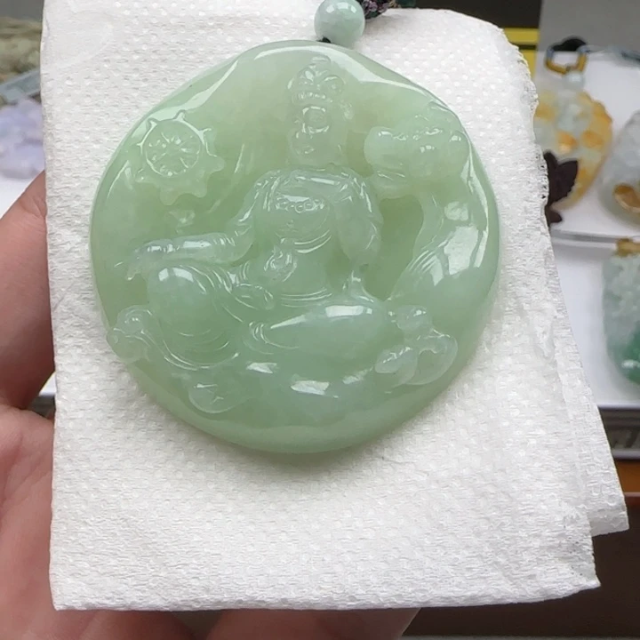 翡翠颈饰未镶嵌自在观音
