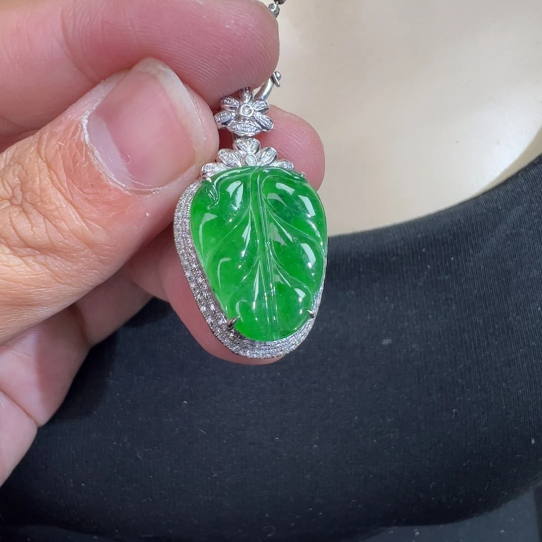 翡翠18K金镶嵌吊坠(不含链)