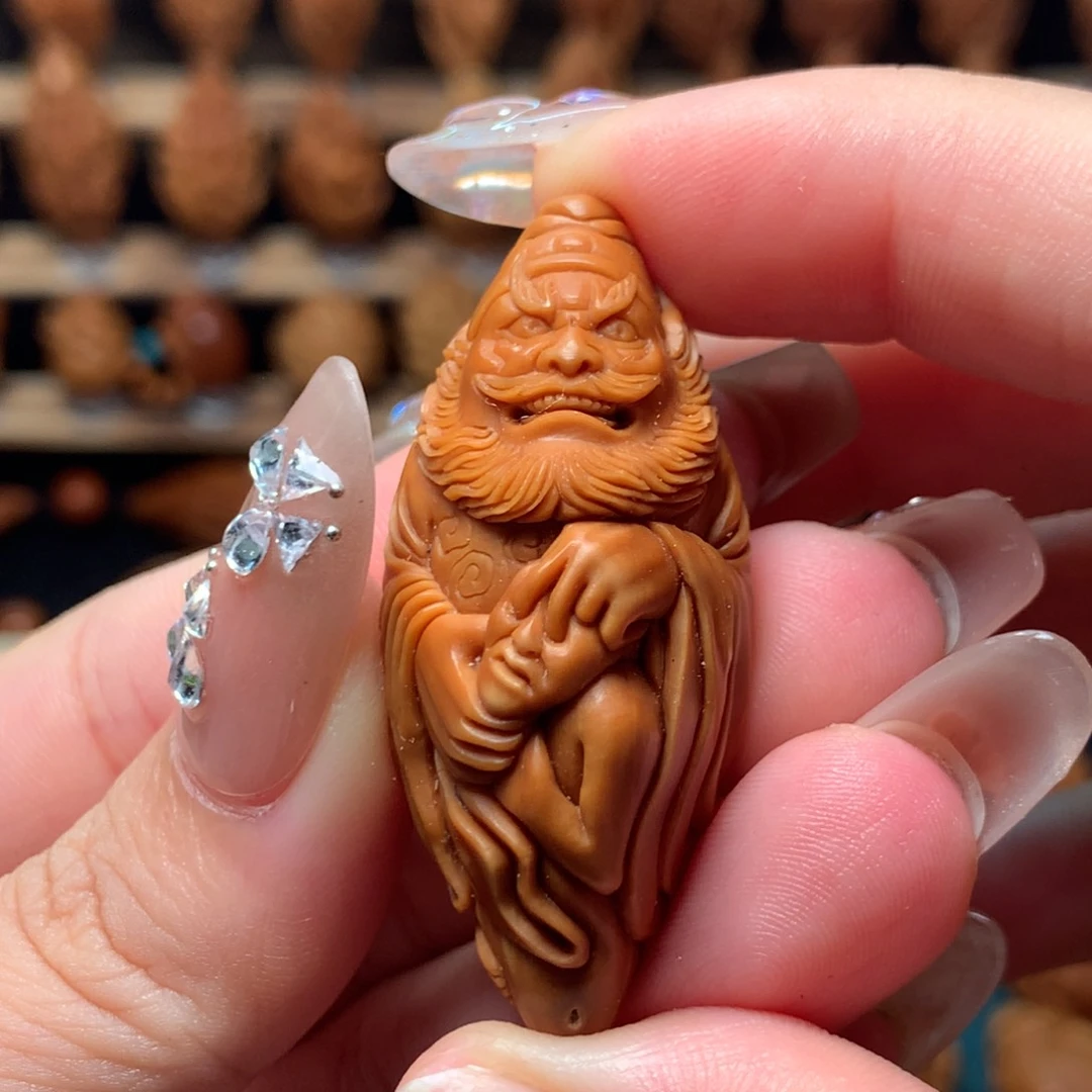 橄榄核把件扣眼钟馗