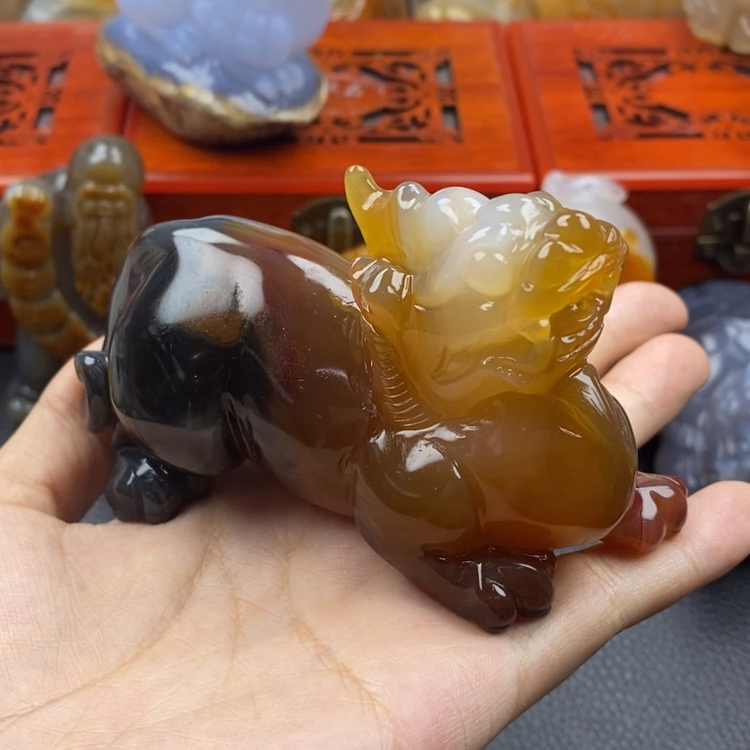 未镶嵌玛瑙/玉髓珠宝奇石