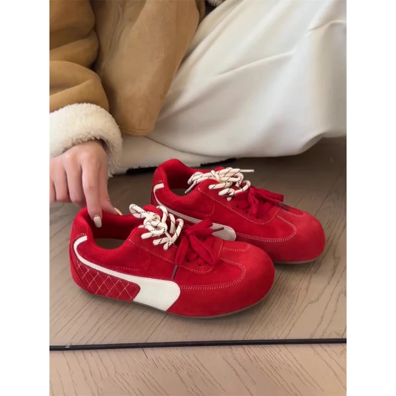 小众芒果头丑萌德训鞋子女2025春季爆款平底休闲百搭运动休闲鞋