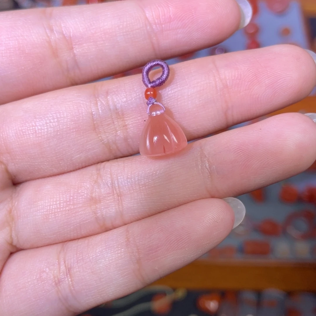 南红玛瑙莲蓬未镶嵌