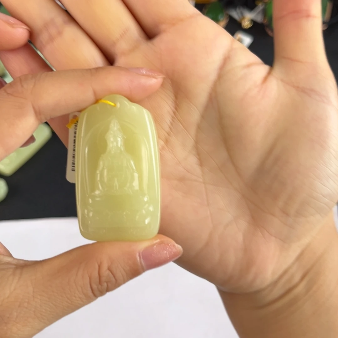 【闪购商品】颈饰未镶嵌和田玉~**~观音