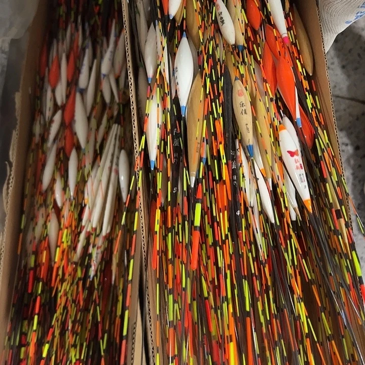 姐***哥随机发10支浮漂111111