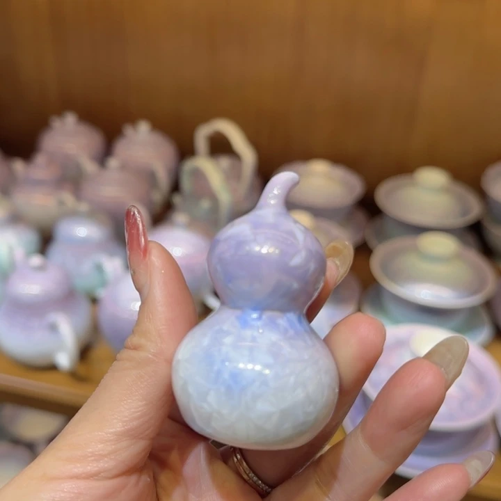 茶杯的颜色很漂亮我也想