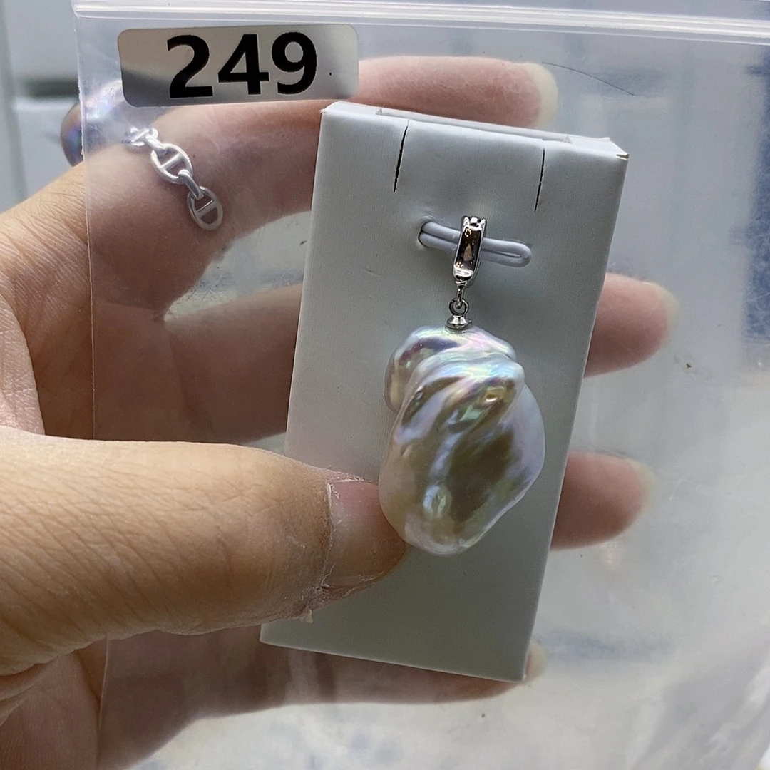 合金耳饰淡水珍珠