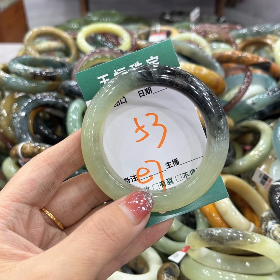 未镶嵌蛇纹石玉手镯手镯
