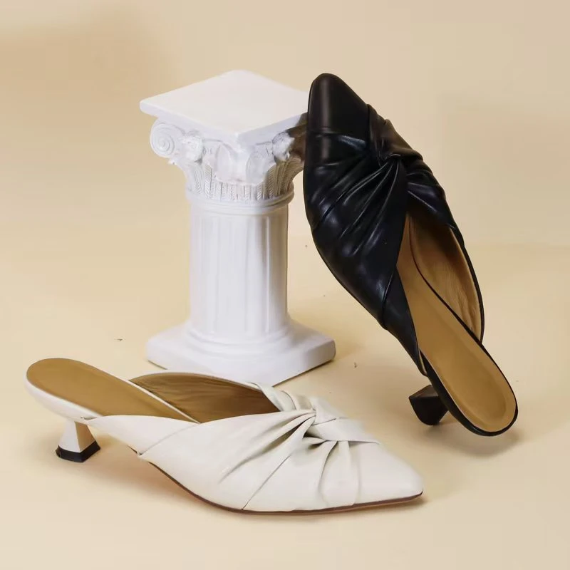 溏朵记2025春夏新款低跟时尚法式包头半拖外穿粗跟穆勒尖头鞋A218