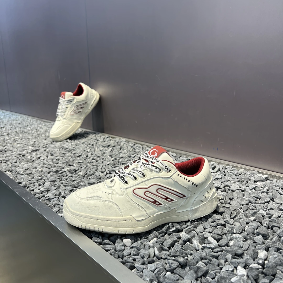 2025秋冬新款休闲男士增高时尚厚底舒适百搭复古擦色透气休闲板鞋