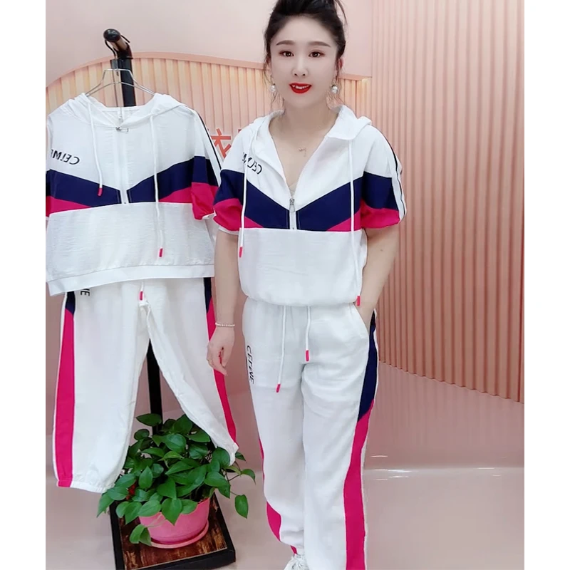 时尚夏季休闲运动套装拼色减龄韩版百搭显瘦宽松妈妈装两家套装女