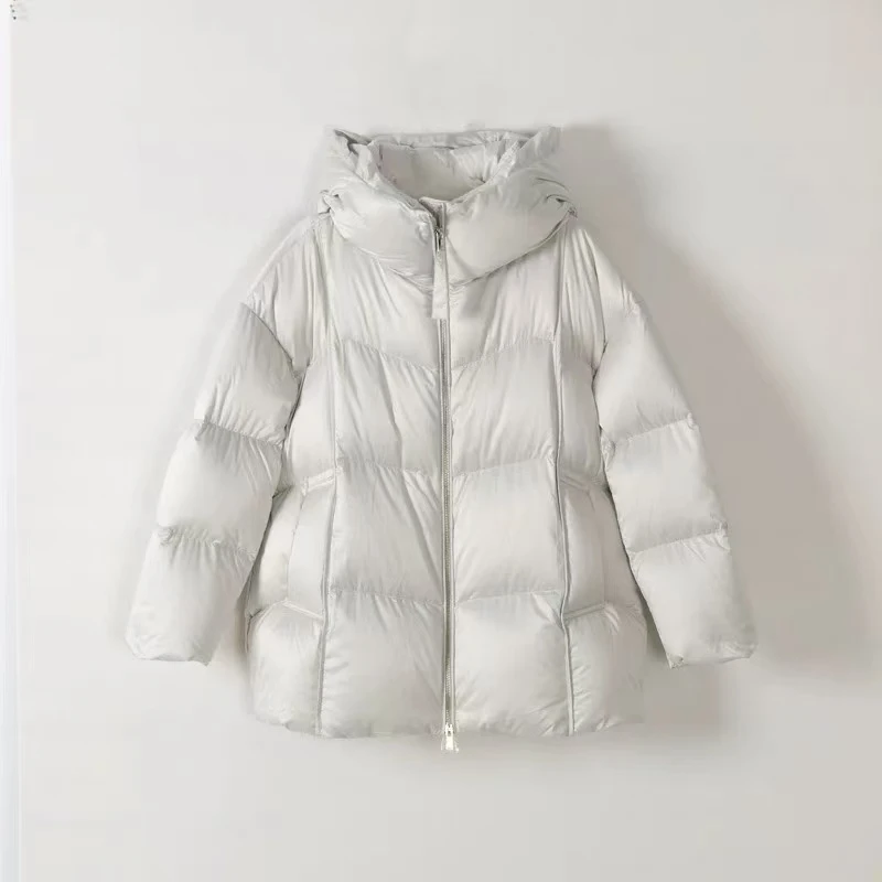 冬装新品白鹅绒加厚款连帽保暖羽绒服保暖简约通勤女