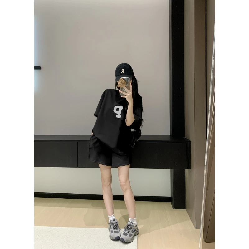 欧货黑色减龄夏季休闲运动套装女气质宽松短袖高腰短裤洋气两件套