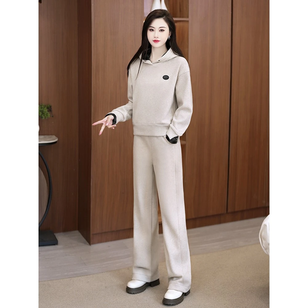加厚秋冬女性休闲运动套装新款西式减龄时尚运动衫直筒裤两件套女