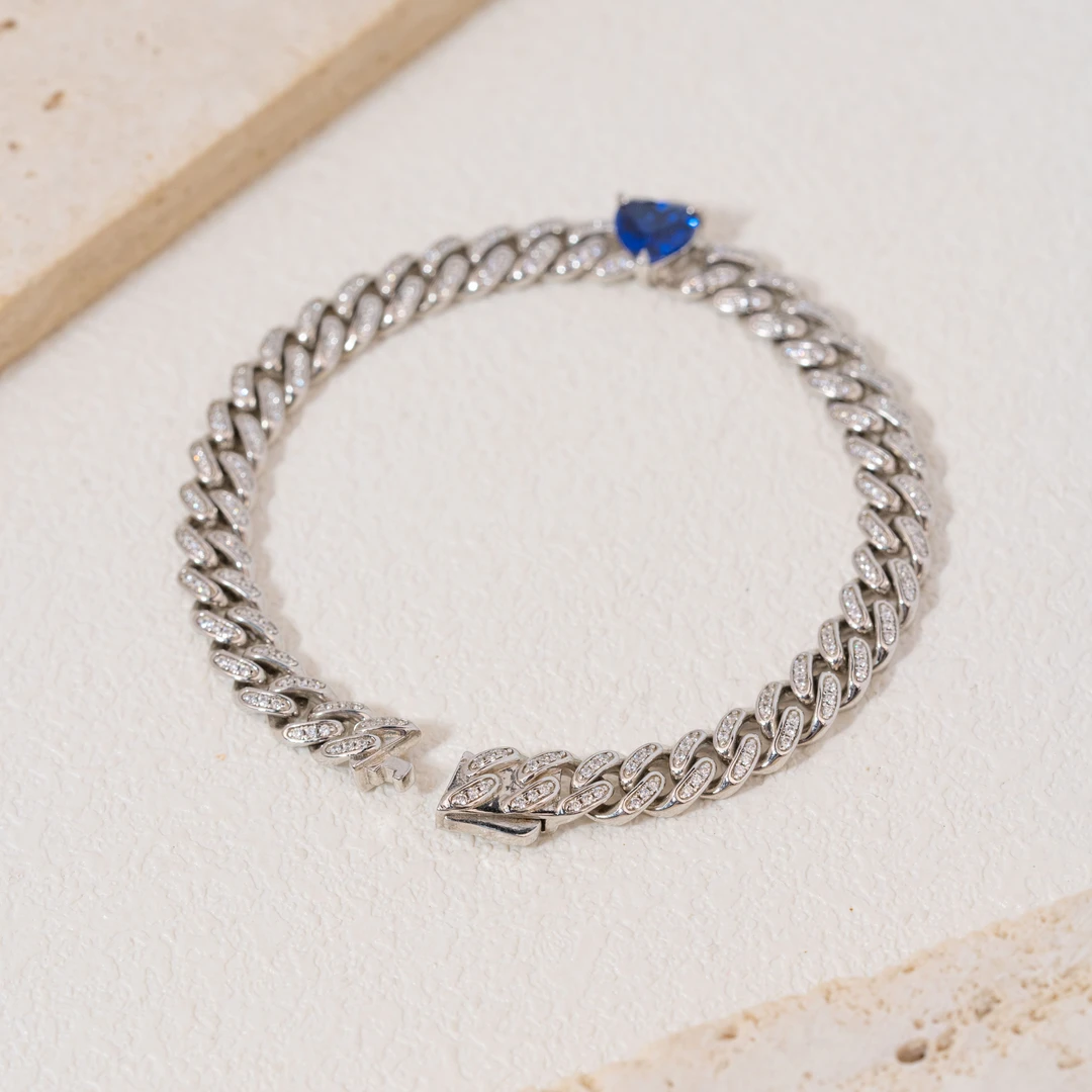 925银手链 蓝宝心形古巴链925（多样性发其一）