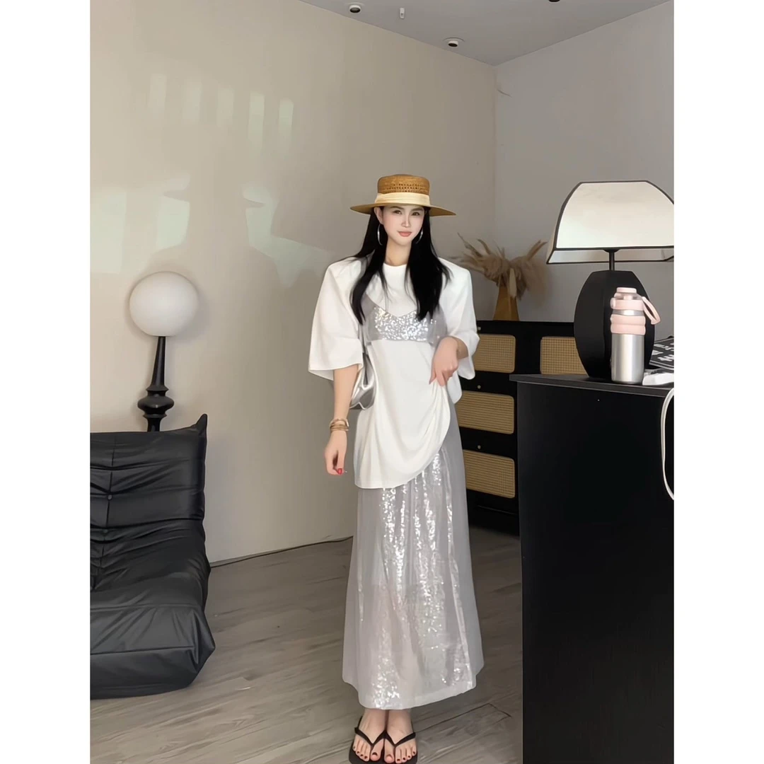 【可乐优选】百搭显瘦假两件T恤➕亮片裙套装