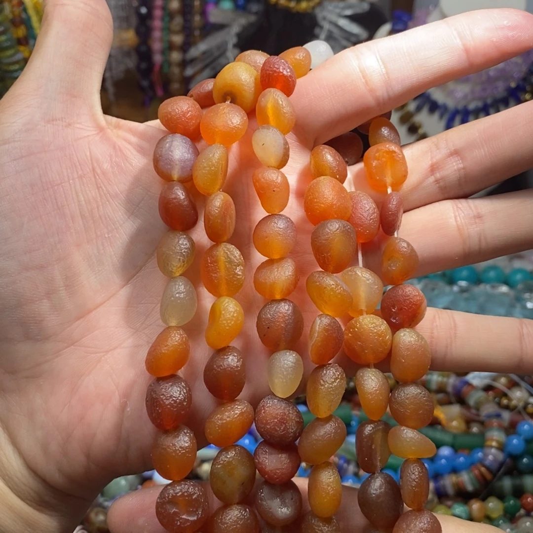 石英质玉未镶嵌，橘皮老玛瑙圆不定12mm，