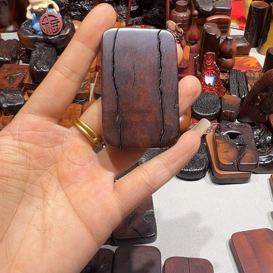 枣木杉**夏直播间默认截图