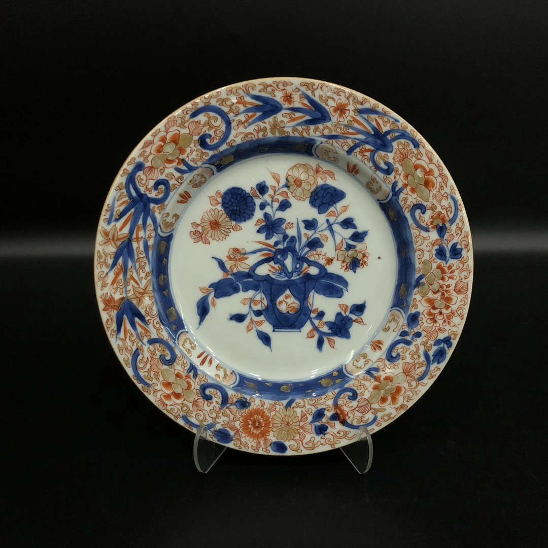 lot:26010023 清康熙青花矾红花卉纹折腰赏盘 直径22.4cm