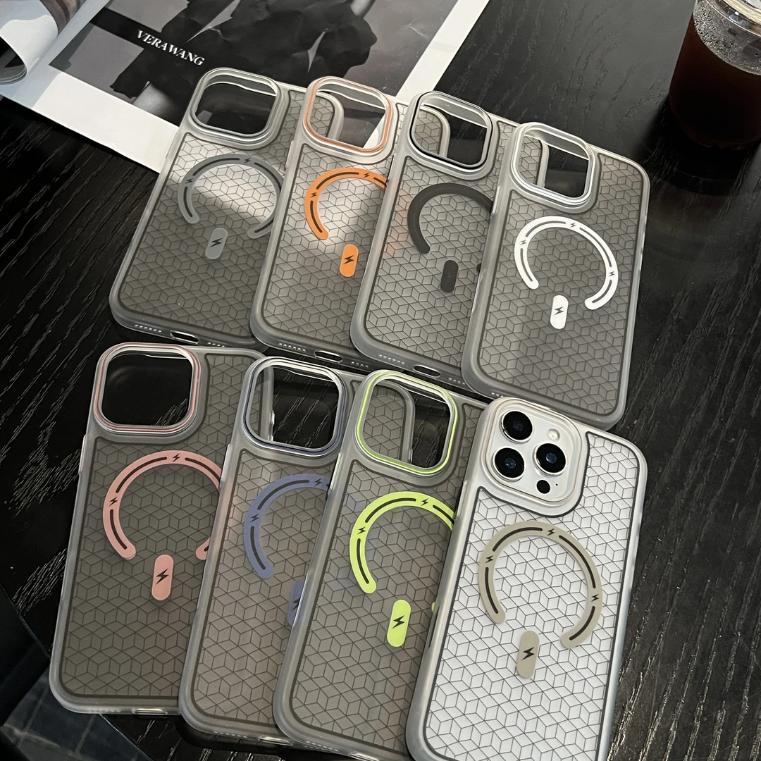 强磁吸附肤感全包雕刻格纹适用苹果iphone17promax手机壳16promax