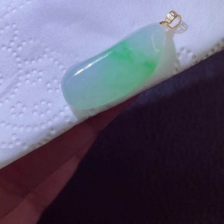 颈饰18K金镶嵌翡翠翡翠