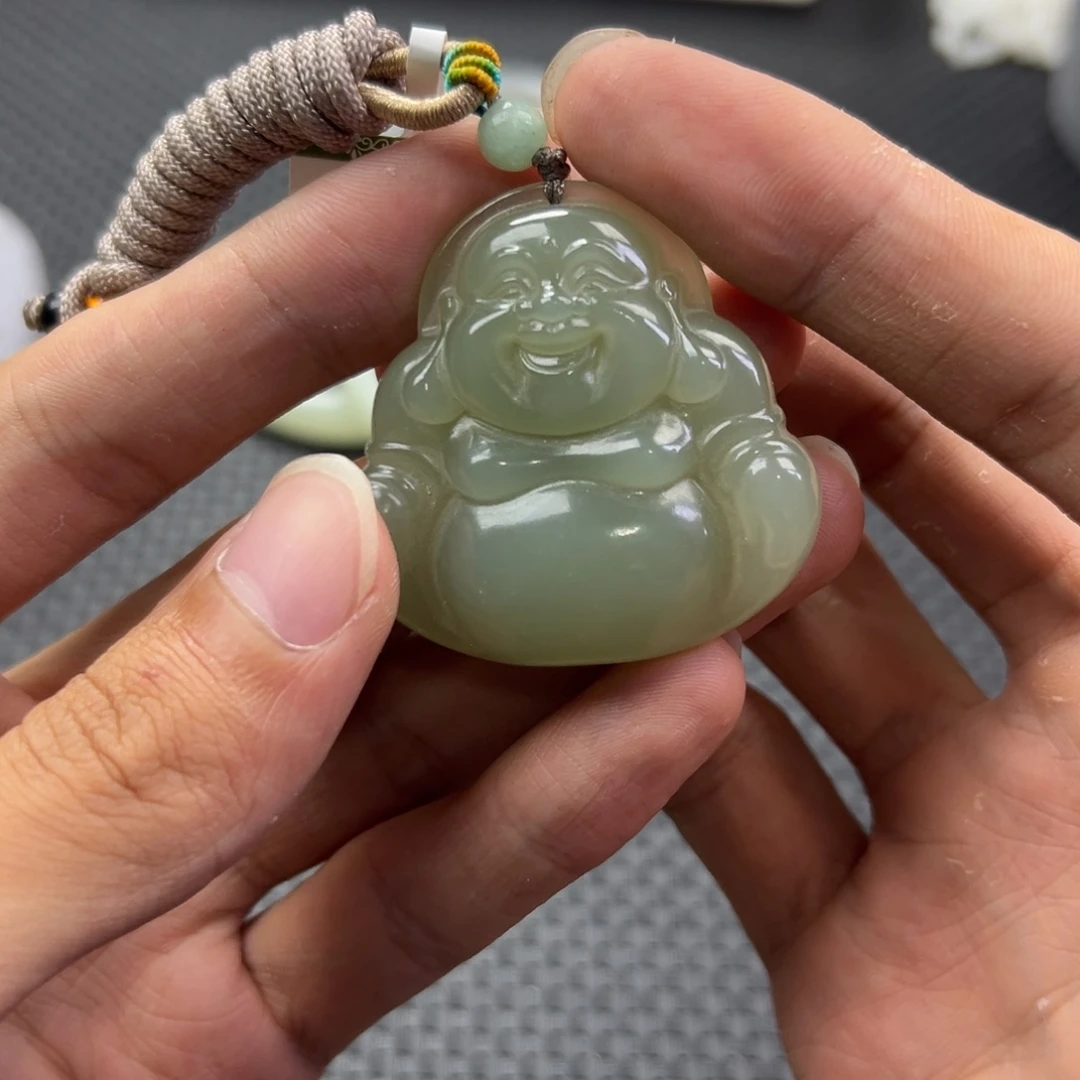 和田玉未镶嵌颈饰佛公46