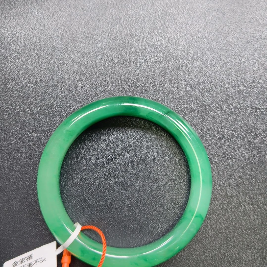 石英质玉（非洲翠）未镶嵌手镯非洲翠手镯