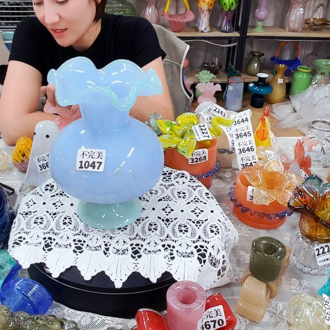 1047 家悦琉璃工艺品不完美