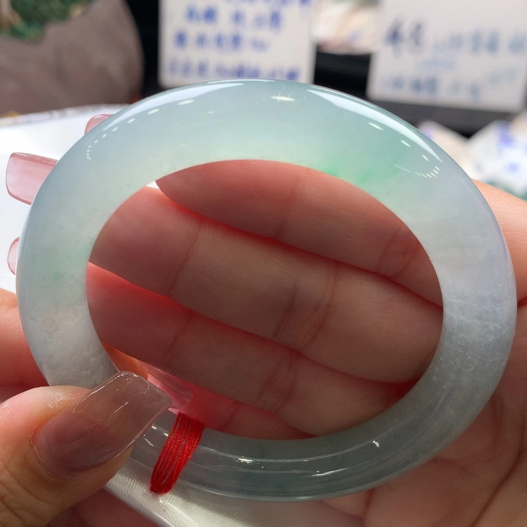 翡翠手镯未镶嵌52圆条