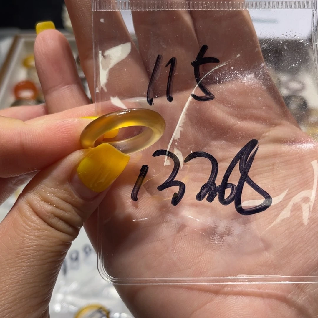 玛瑙/玉髓戒指未镶嵌
