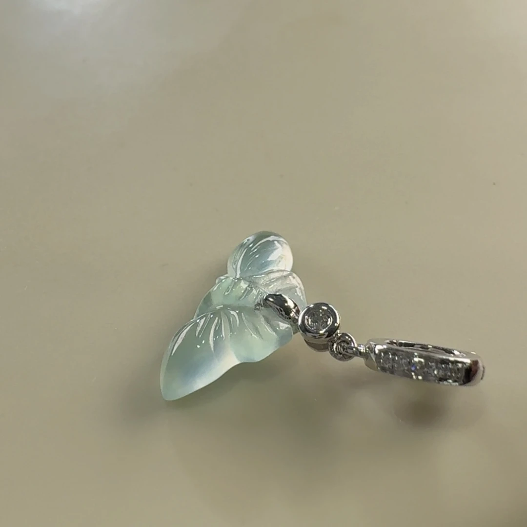 翡翠手链18K金镶嵌蝴蝶小滴溜