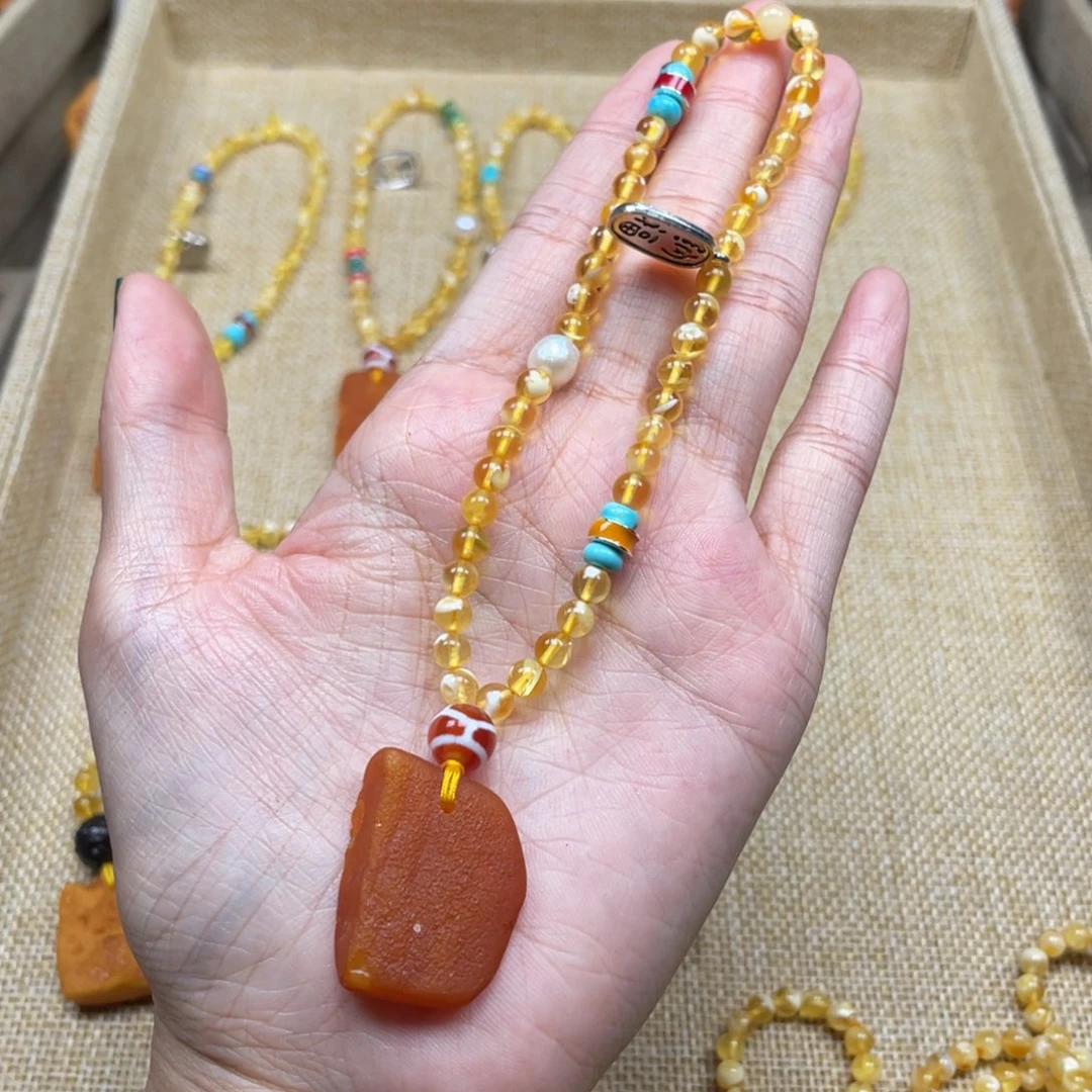 琥珀未镶嵌珠宝奇石