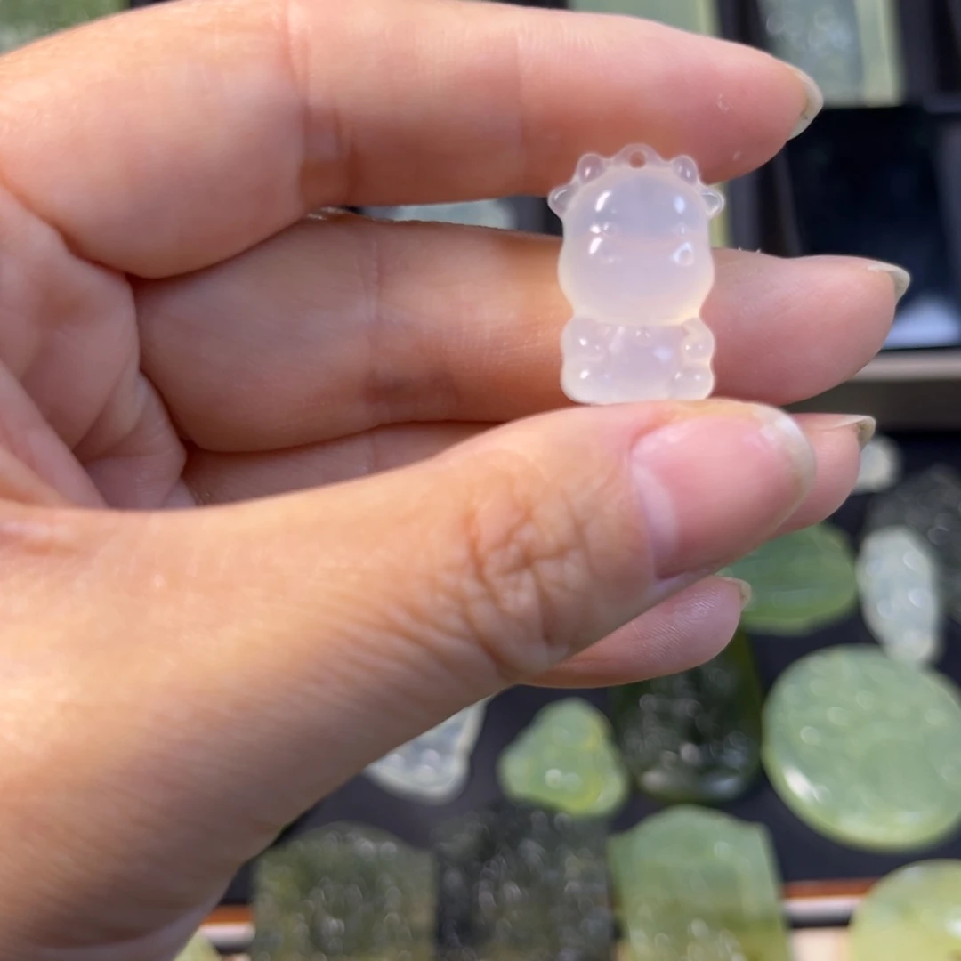 蛇纹石玉未镶嵌吊坠(不含链)