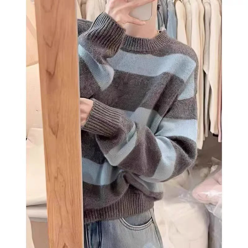 韩系加厚圆领长袖秋冬宽条纹百搭气质条纹针织毛衣女