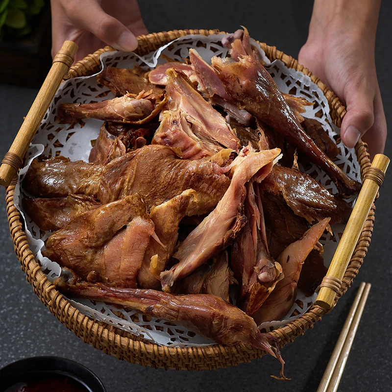 山东特产风干鸡潍坊手撕开袋即食熟食农家腌制真空包装土腊鸡整只