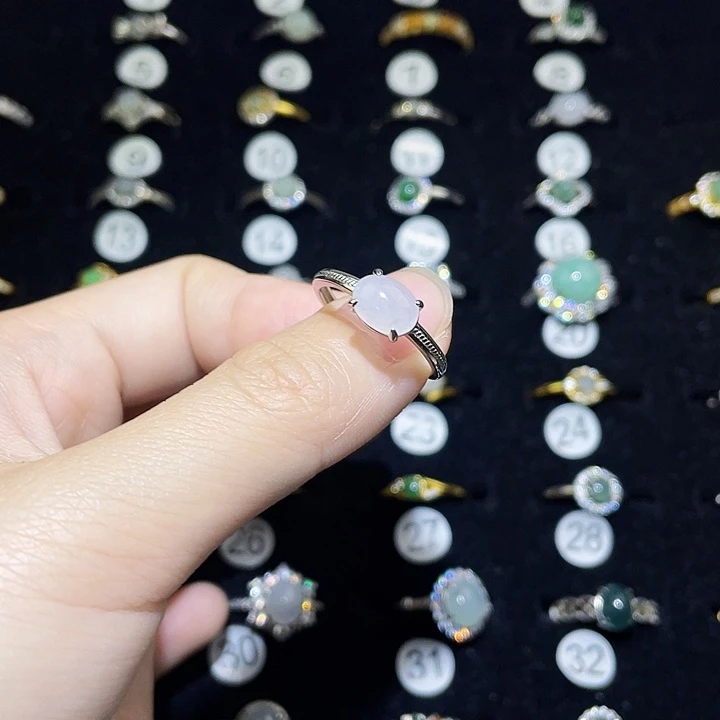 翡翠未镶嵌戒指戒指