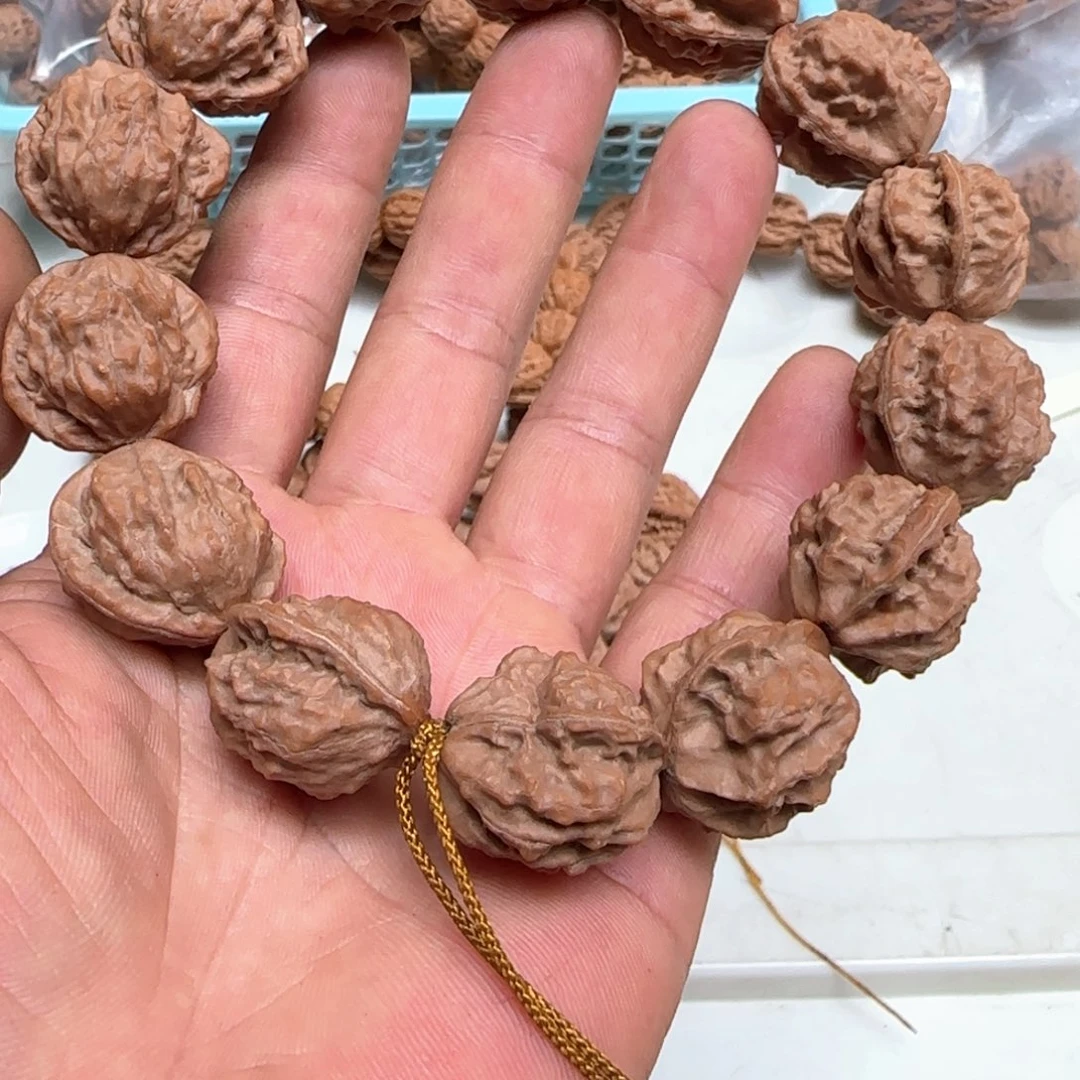 乐***宁文玩核桃吊坠异性