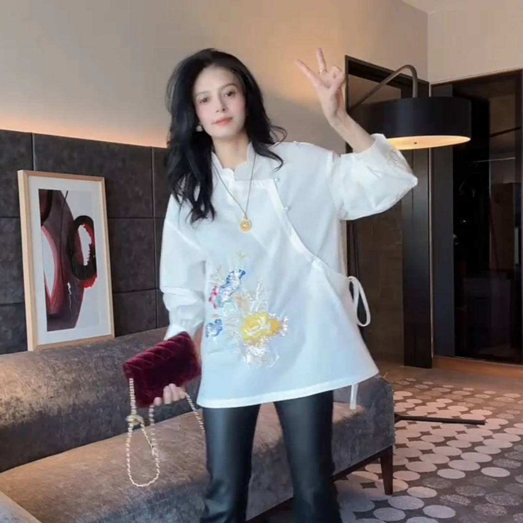 冬季新中式国风立领钉珠刺绣斜襟衬衫上衣时尚减龄