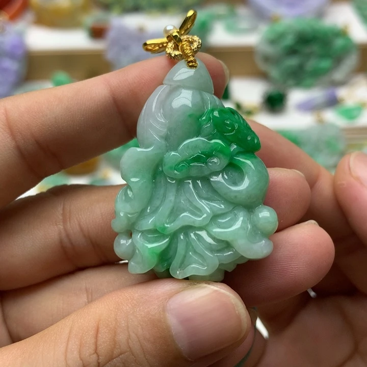 颈饰未镶嵌翡翠翡翠