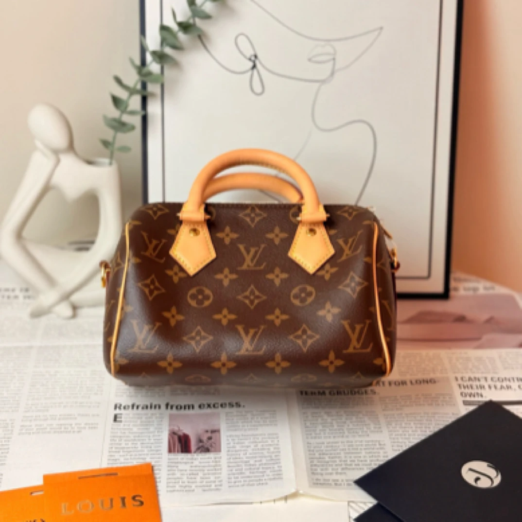 99新 LouisVuitton/路易威登 speedy20 黑肩带 芯片款/JWC26